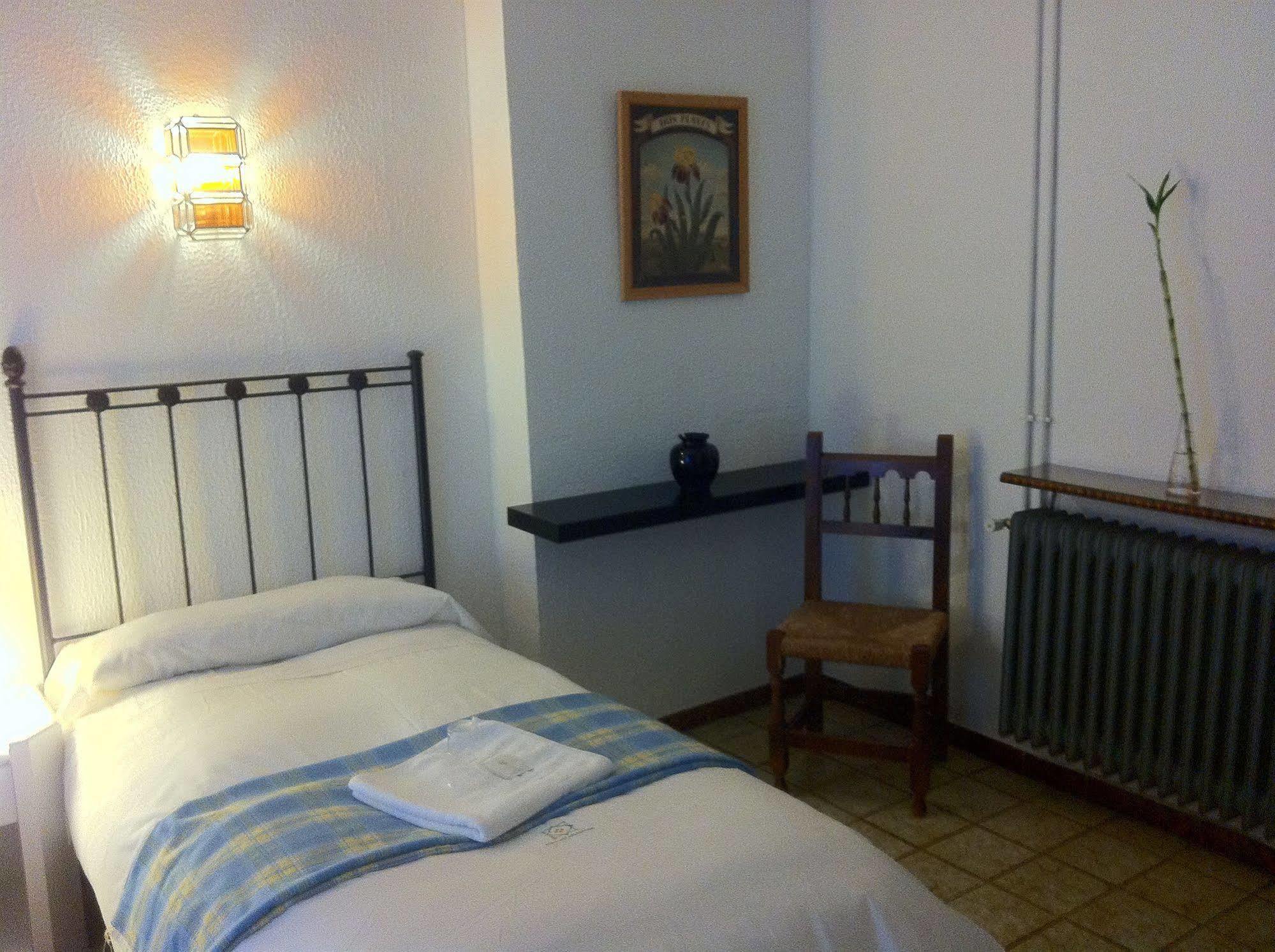 Pension Atlantida Granada Exterior photo